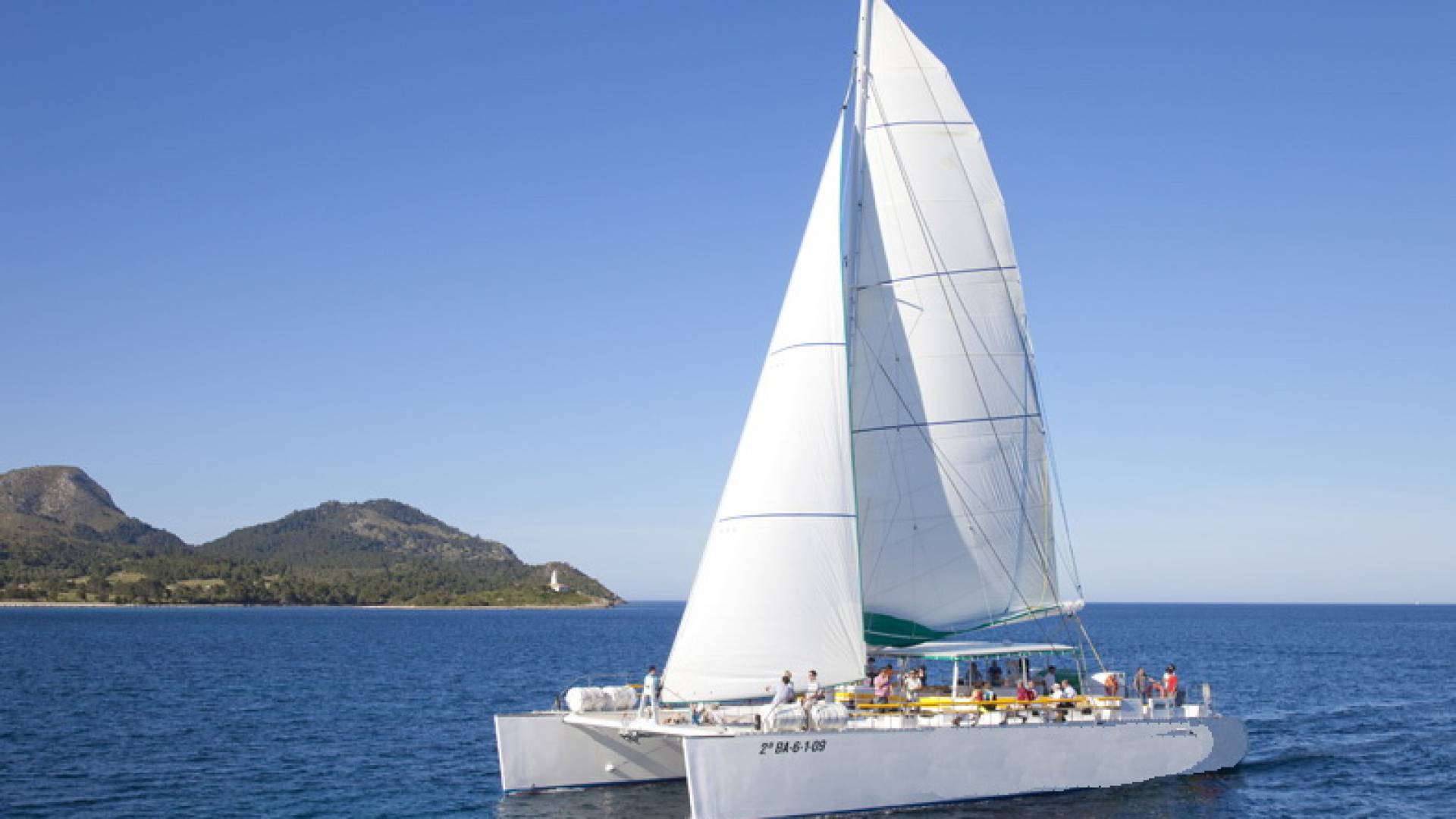Holidays on a Sailing Yacht in Greece, Hints & Tips for yacht rental